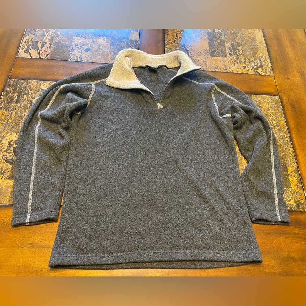 Nice Kuhl fleece pullover.  Grey large